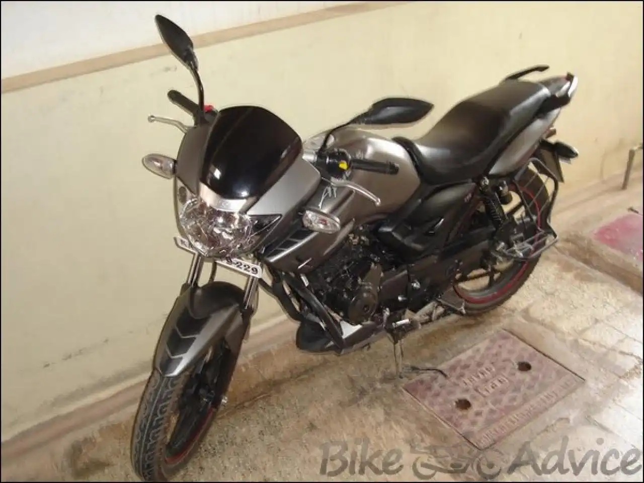 TVS Apache RTR 160 2011