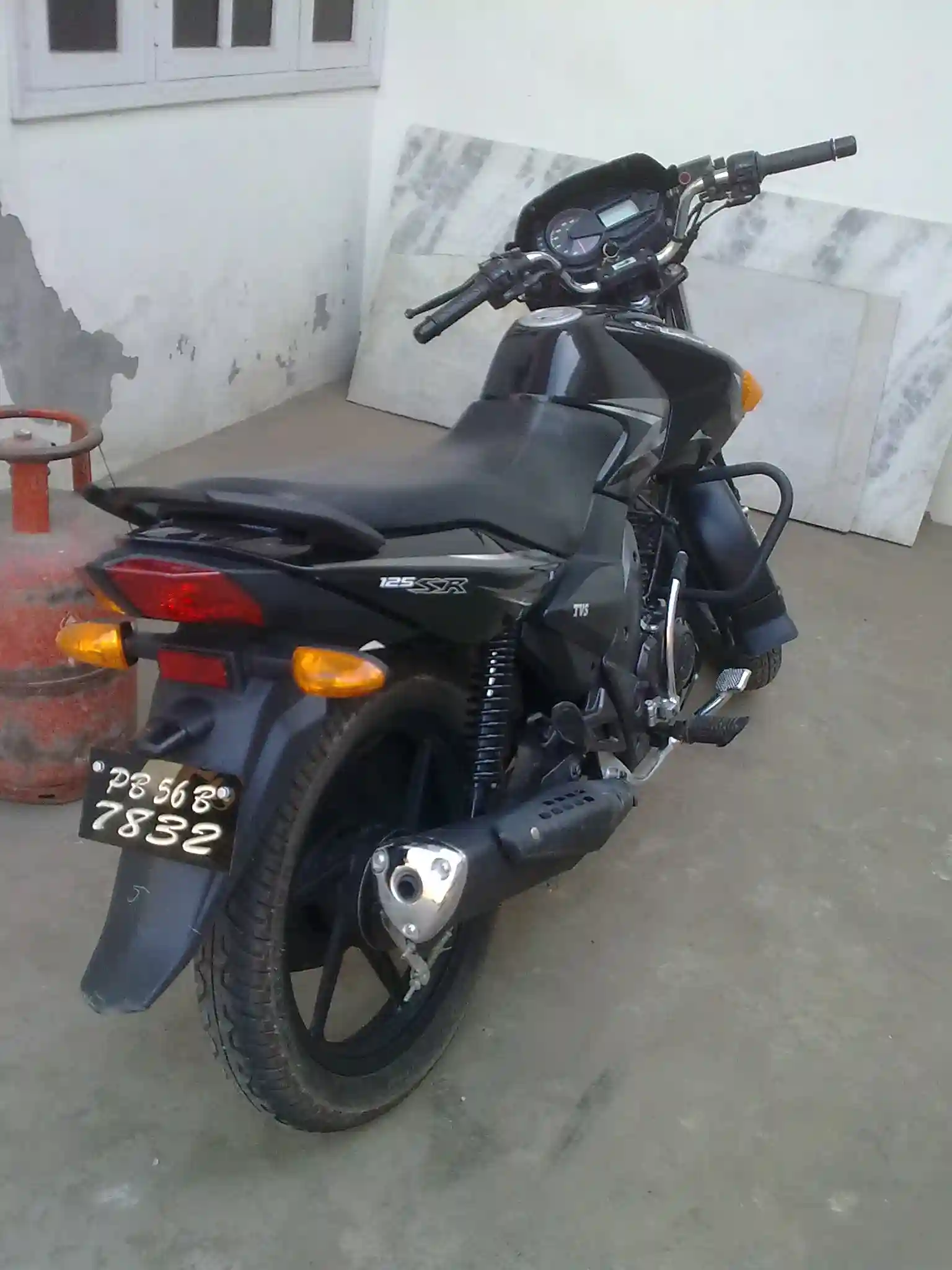 TVS Flame 2009