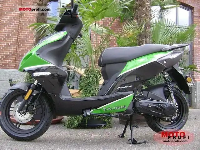 Tauris Mistral 50 2T 2011