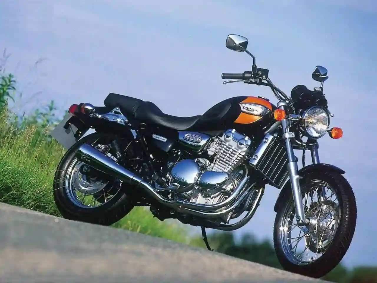 Triumph Adventurer 2001