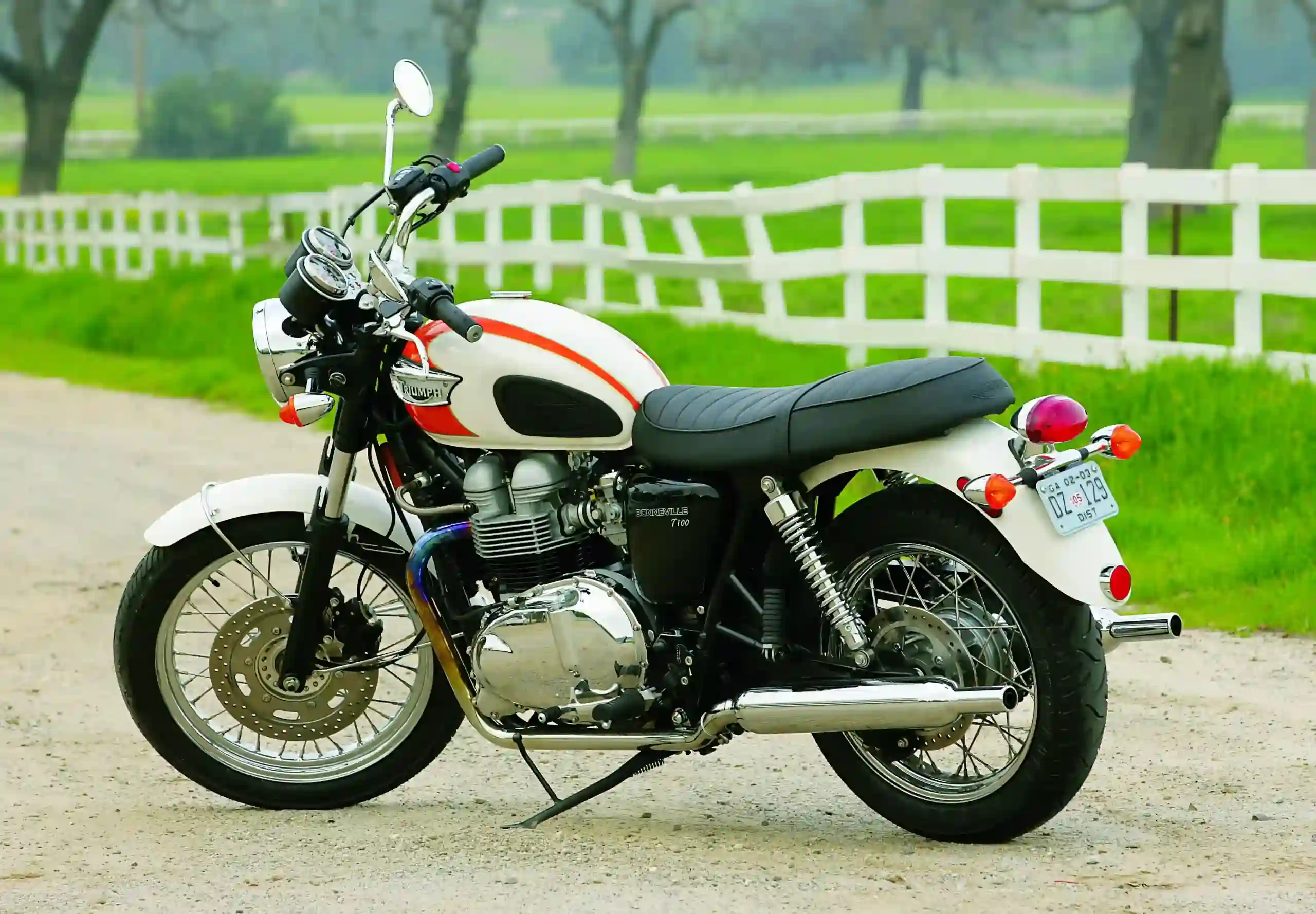 Triumph Bonneville T 100 2005