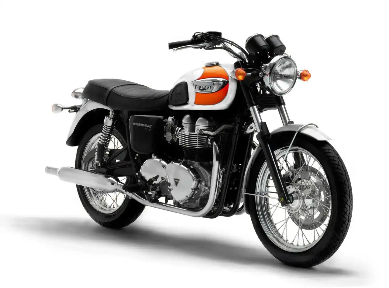 Triumph Bonneville T100 2006