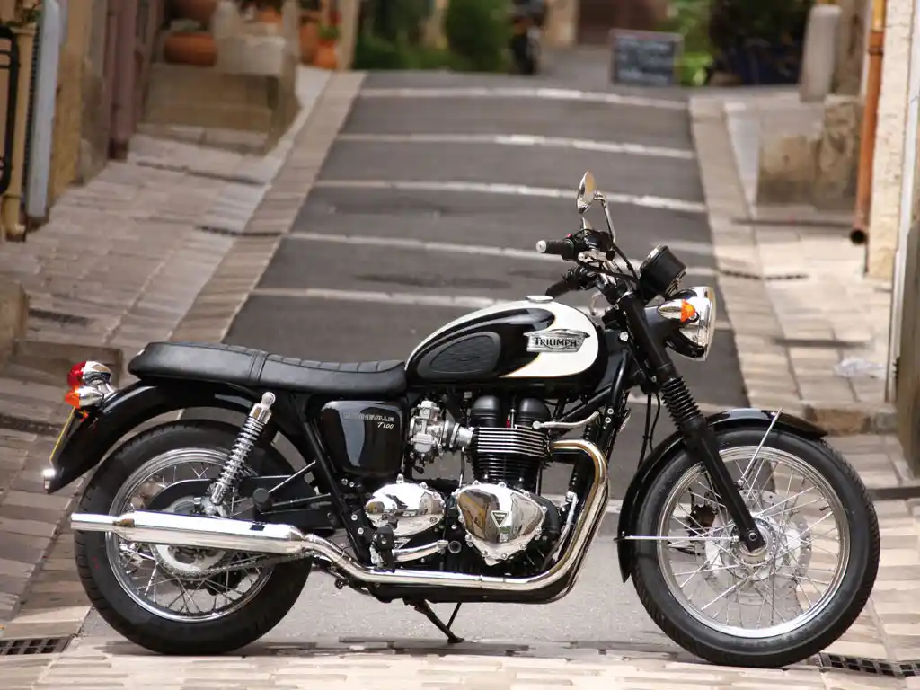 Triumph Bonneville T100 2010