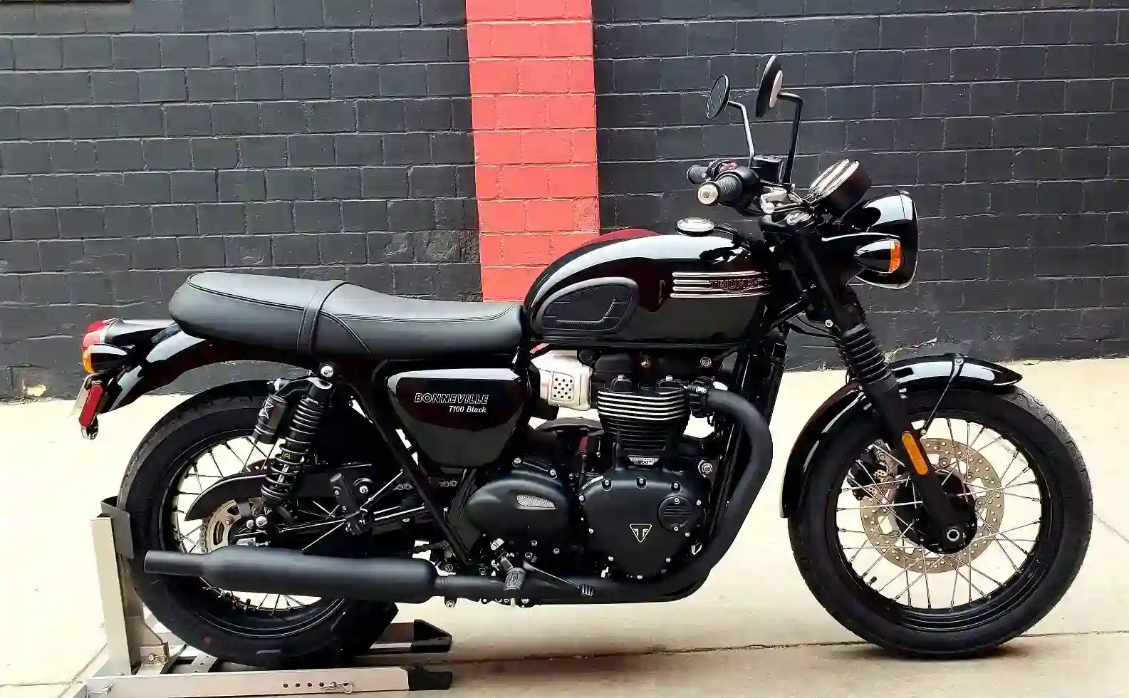 Triumph Bonneville T100 2019