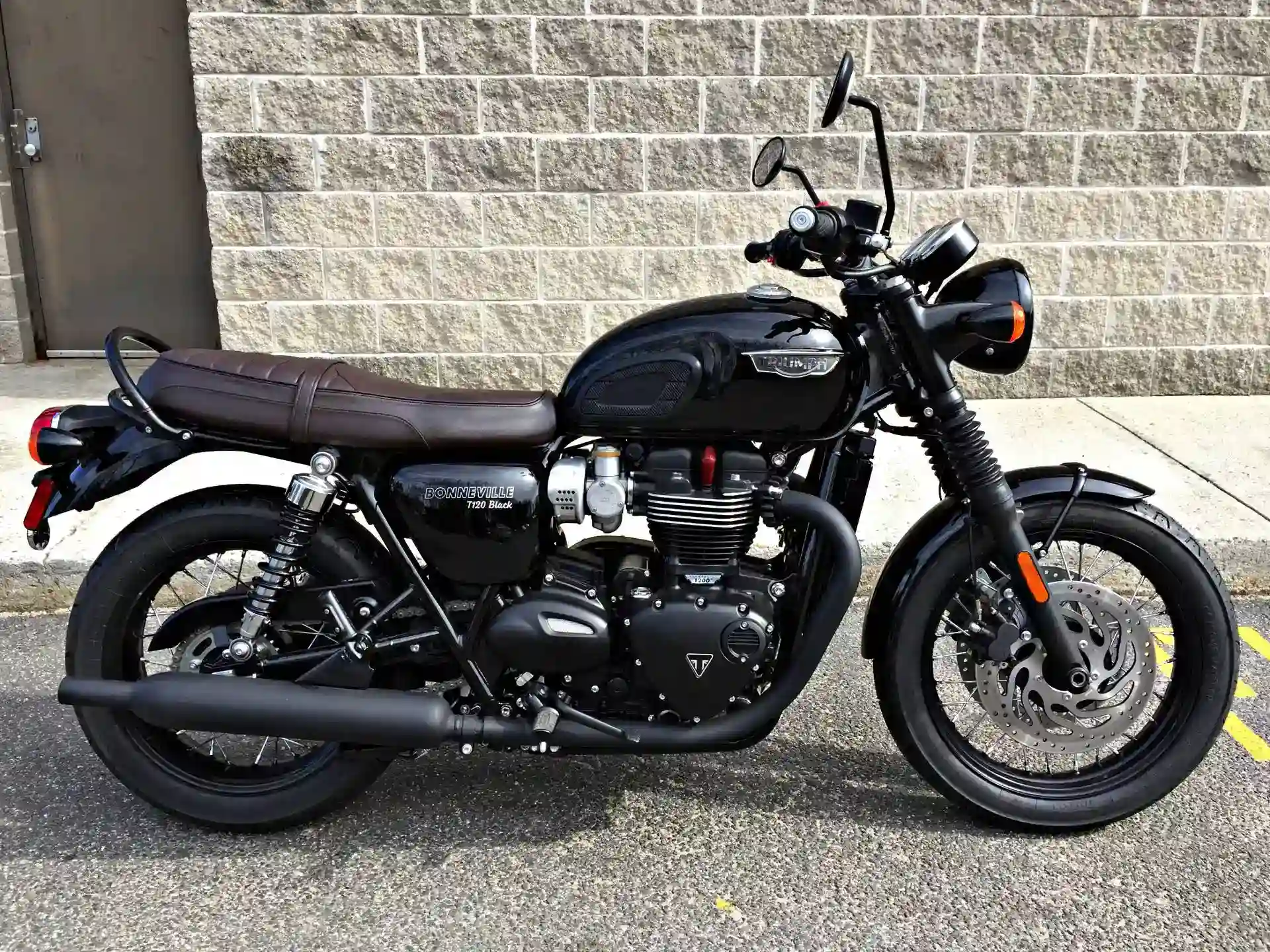 Triumph Bonneville T120 Black 2018