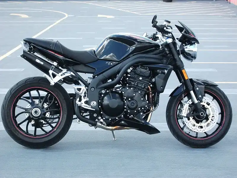Triumph Speed Triple 2010