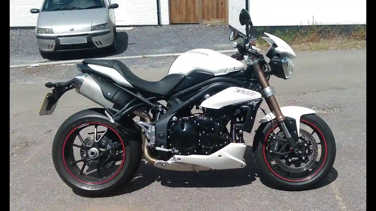 Triumph Speed Triple ABS 2015