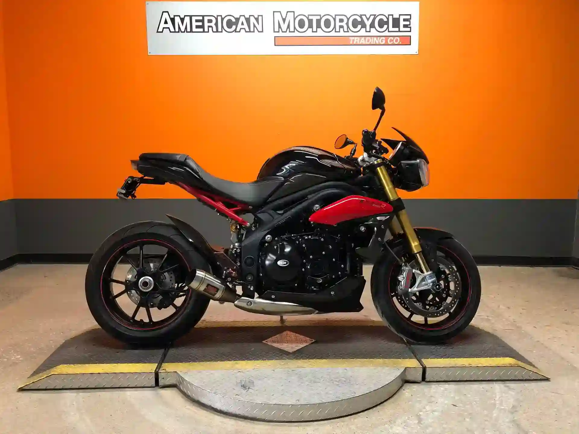 Triumph Speed Triple R ABS 2015