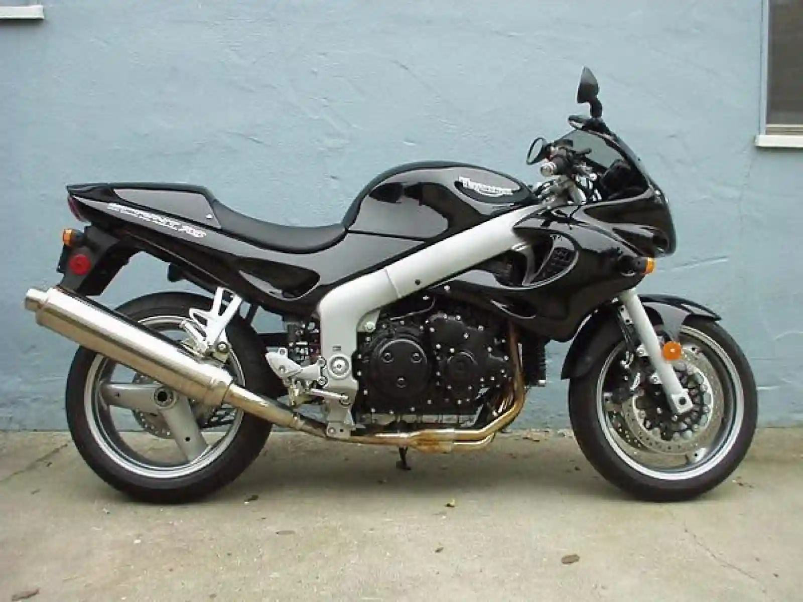 Triumph Sprint RS 2003