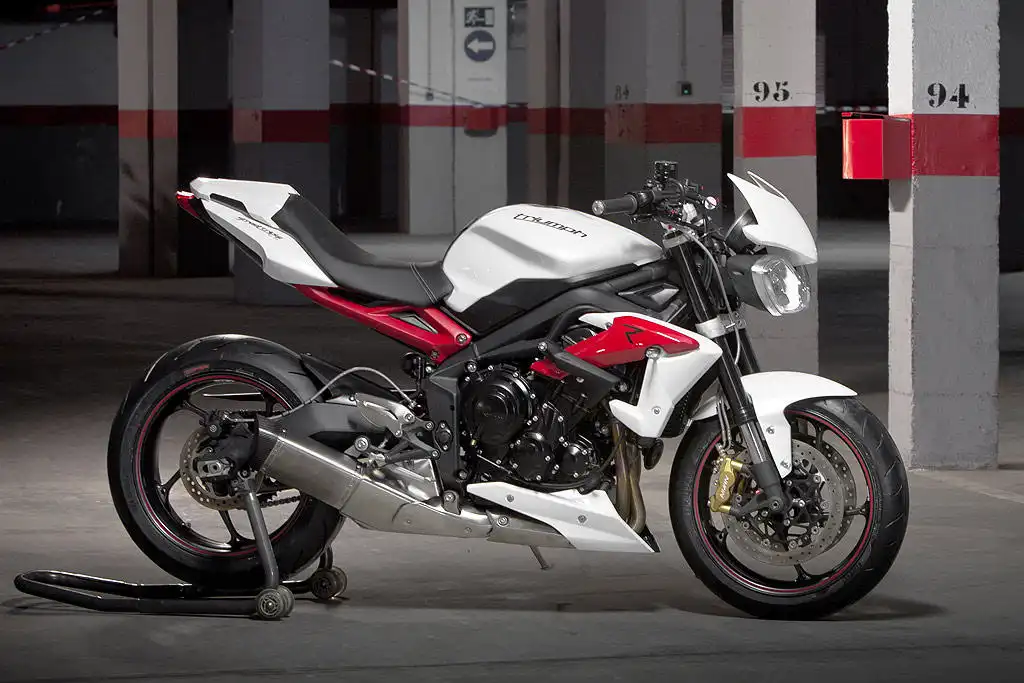 Triumph Street Triple R 2013