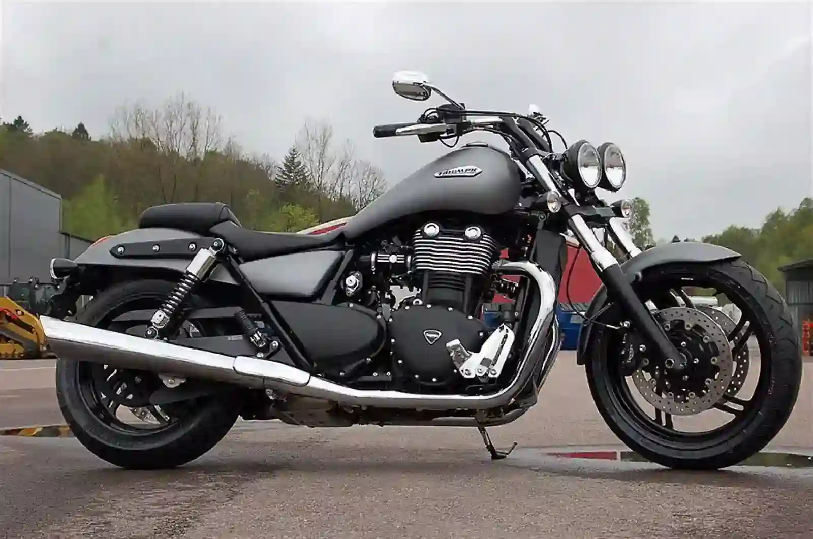 Triumph Thunderbird Storm 2013