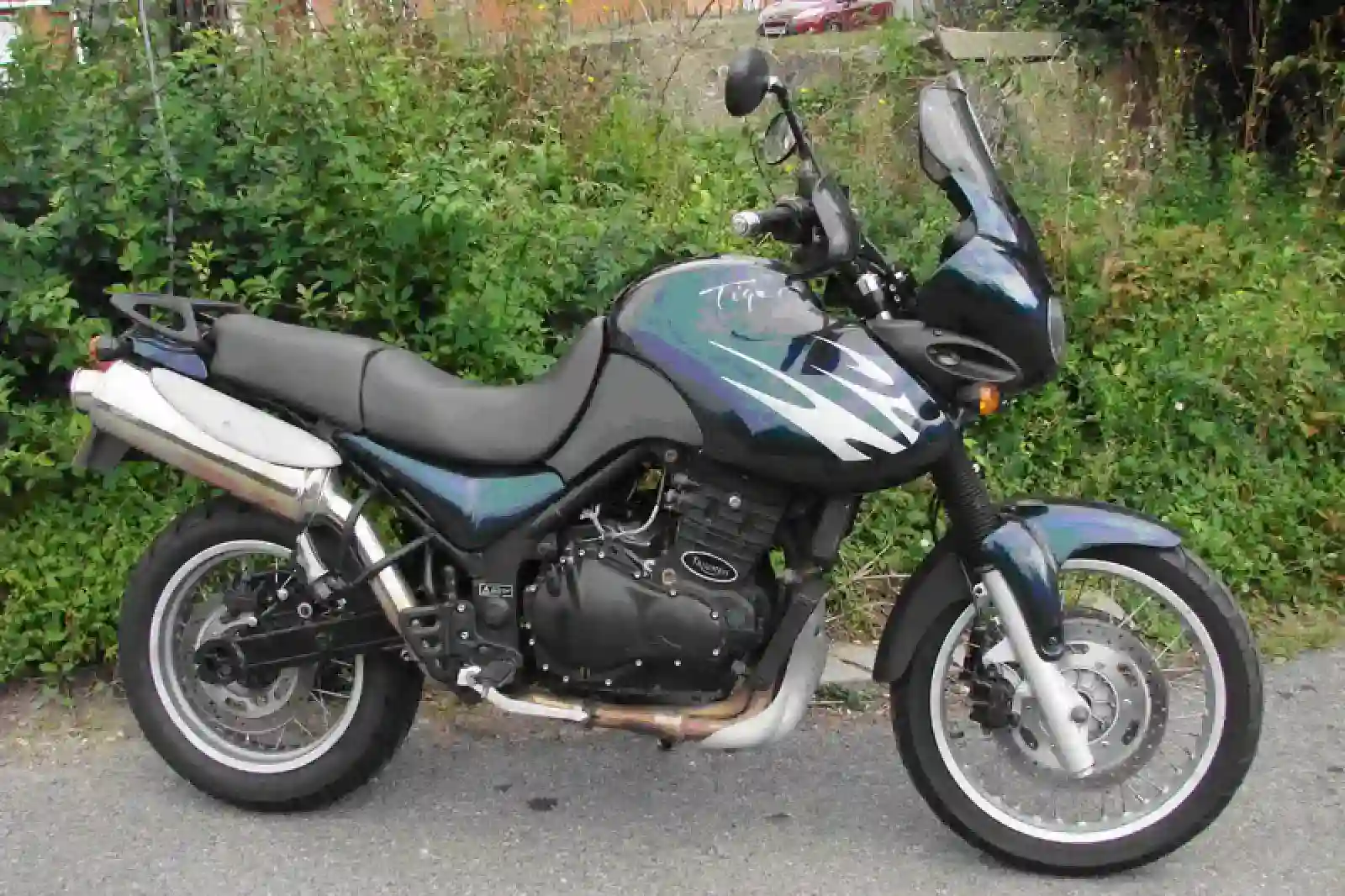 Triumph Tiger 2000
