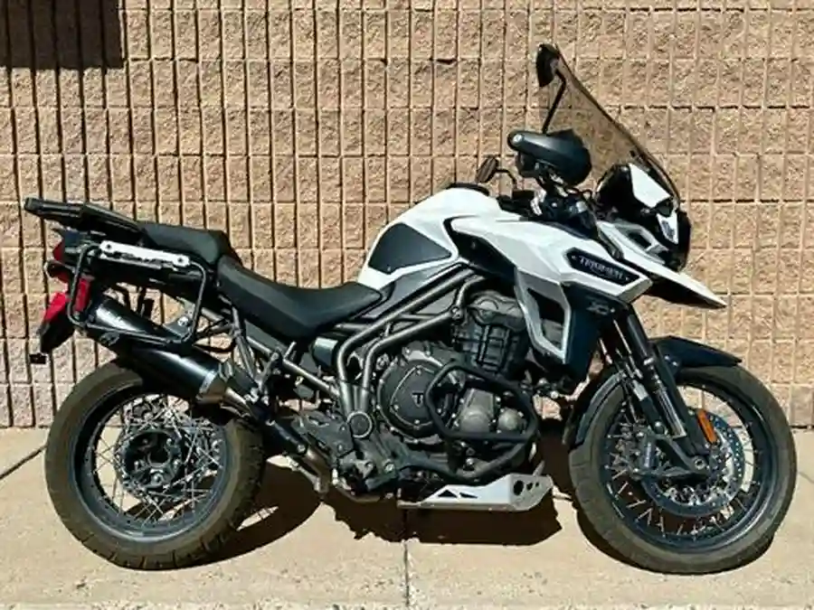Home 5 Triumph Tiger Explorer Xcx Low 2017