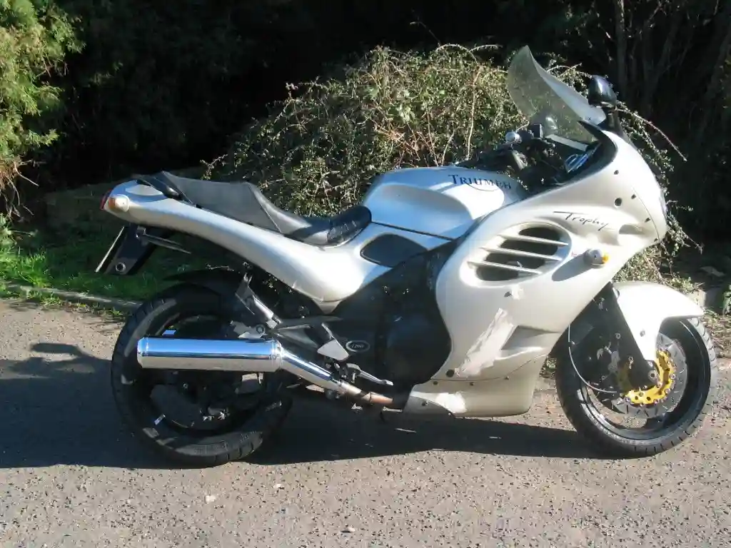 Triumph Trophy 900 2000