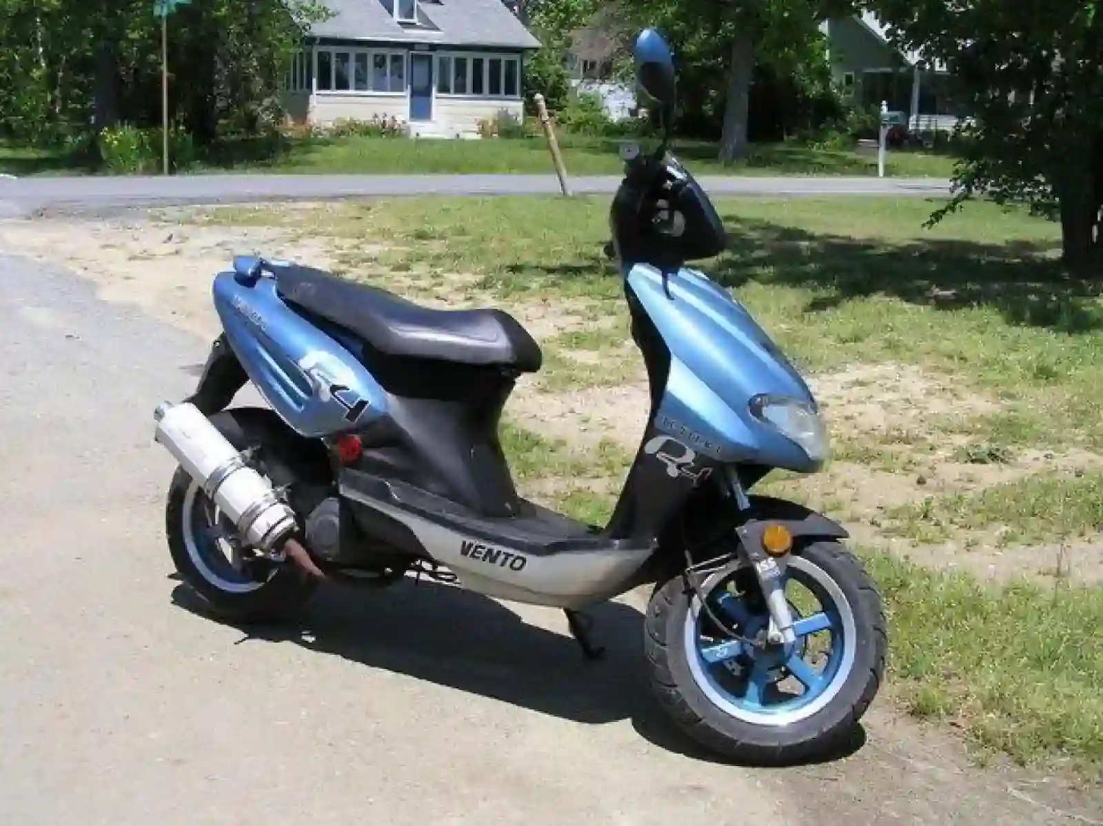 Vento Triton R4 2010