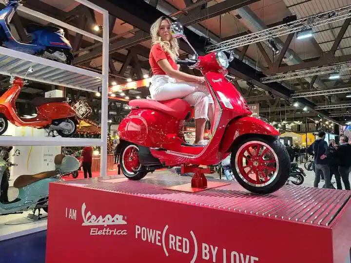Vespa Elettrica RED 2022