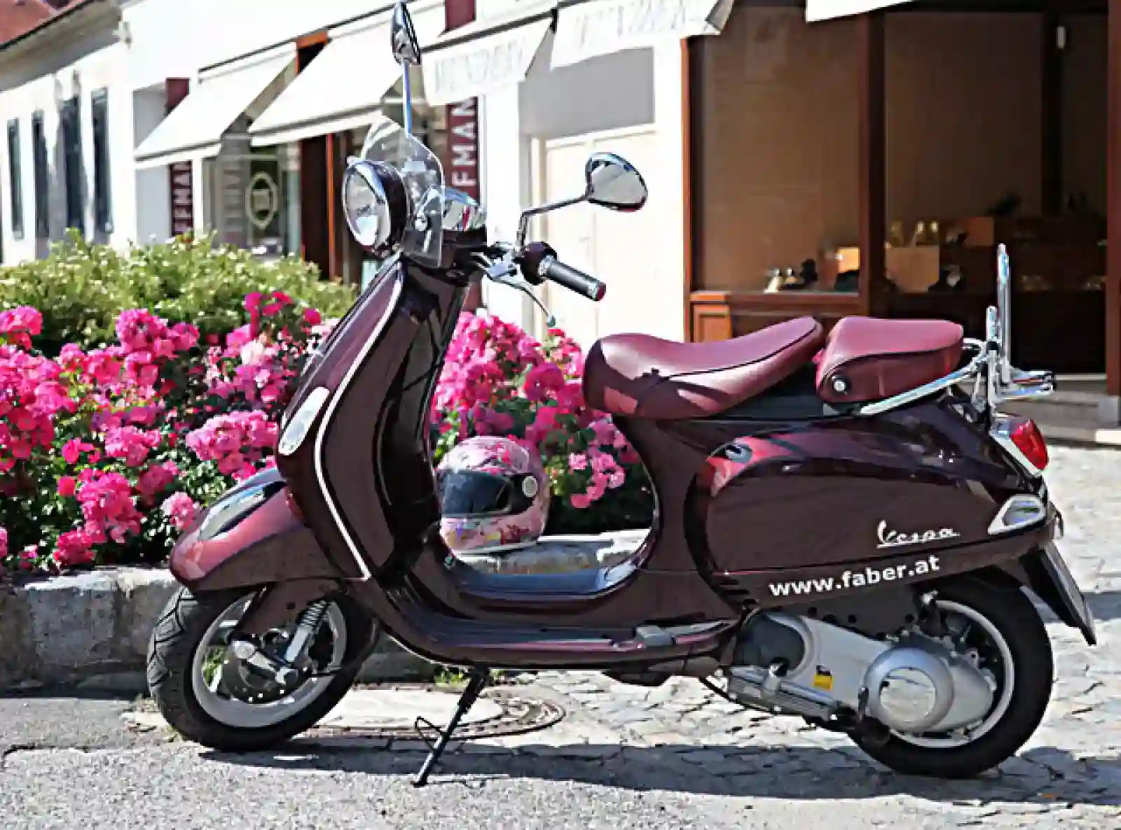 Vespa LXV 125 I.E. 2011