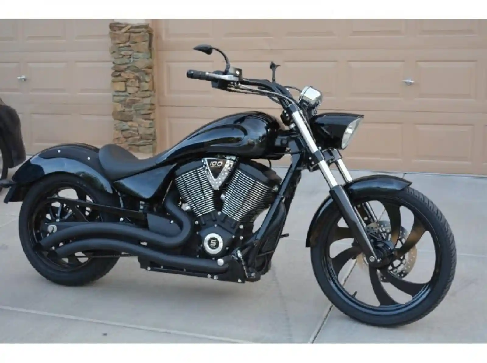 Victory Vegas 8 Ball 2008