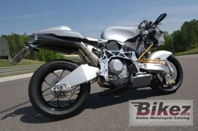 Vyrus 985 2010