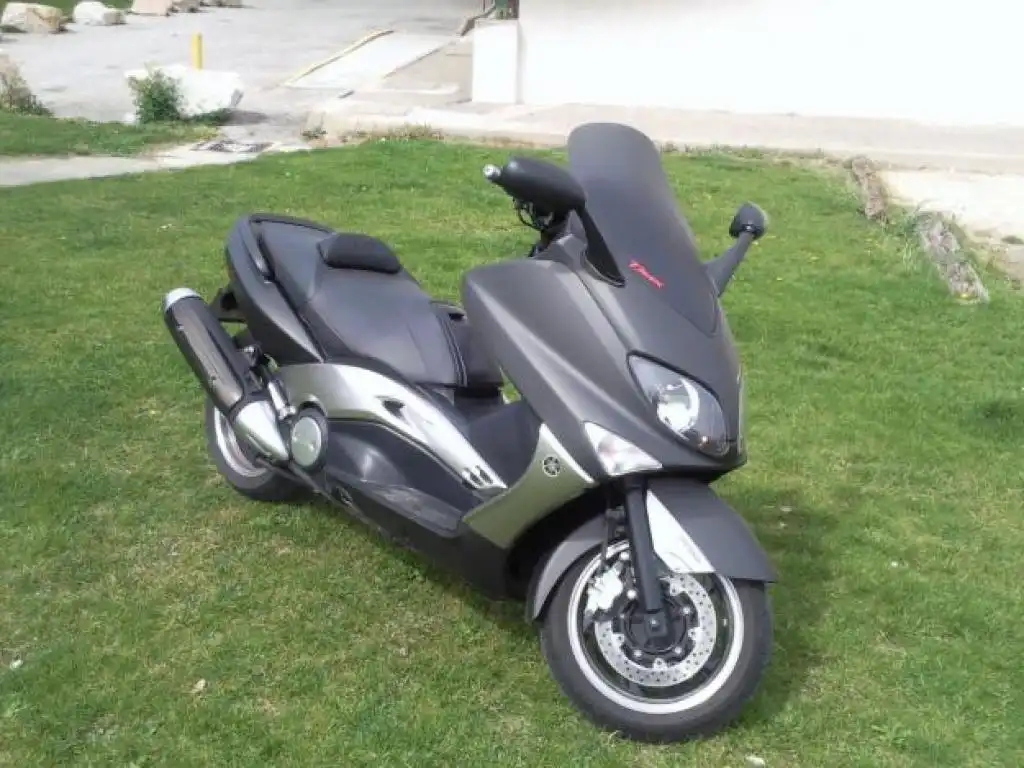 Yamaha Black Max 2007