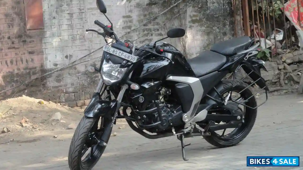 Yamaha FZ FI 2017