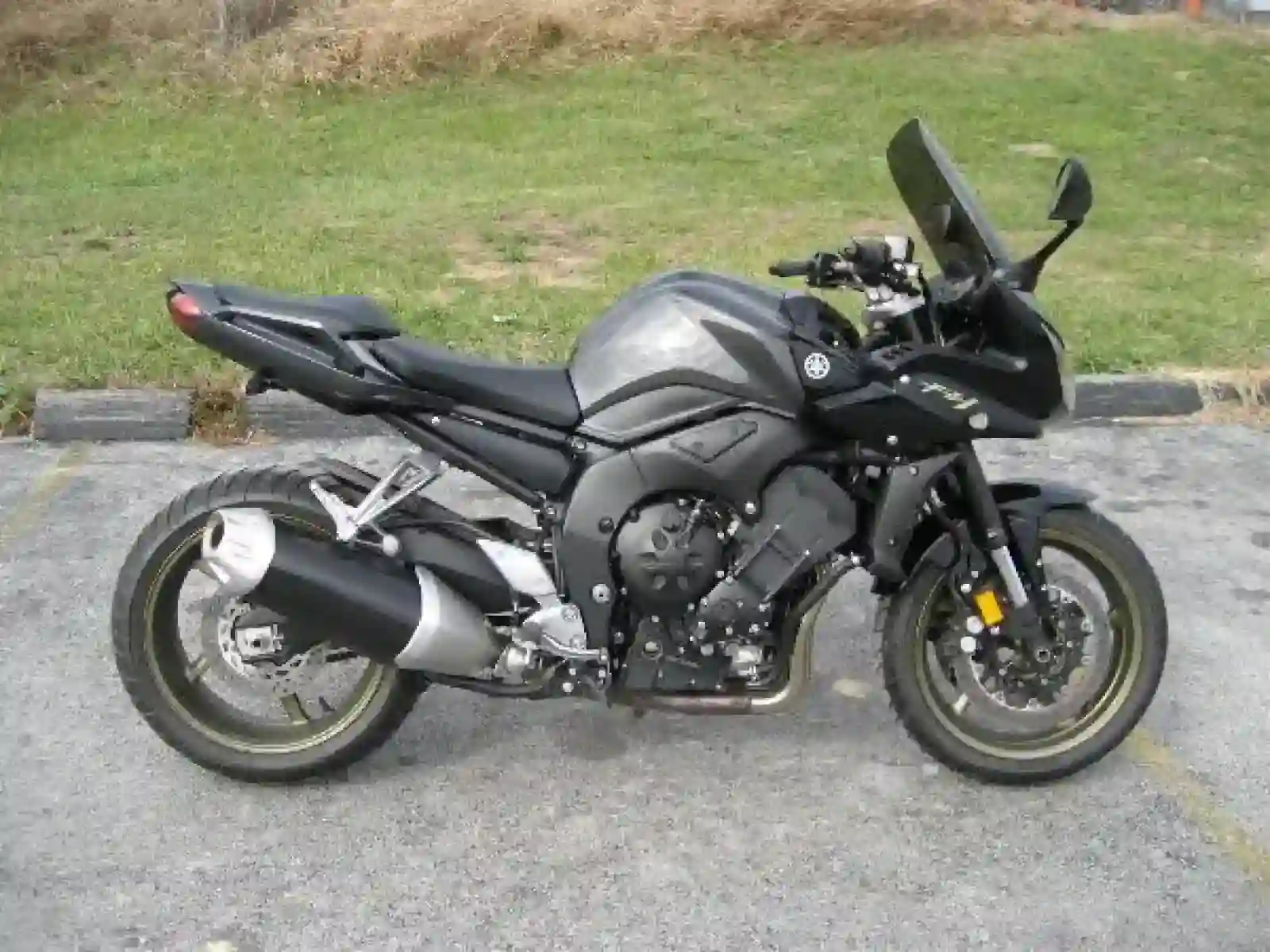 Yamaha FZ1 2009