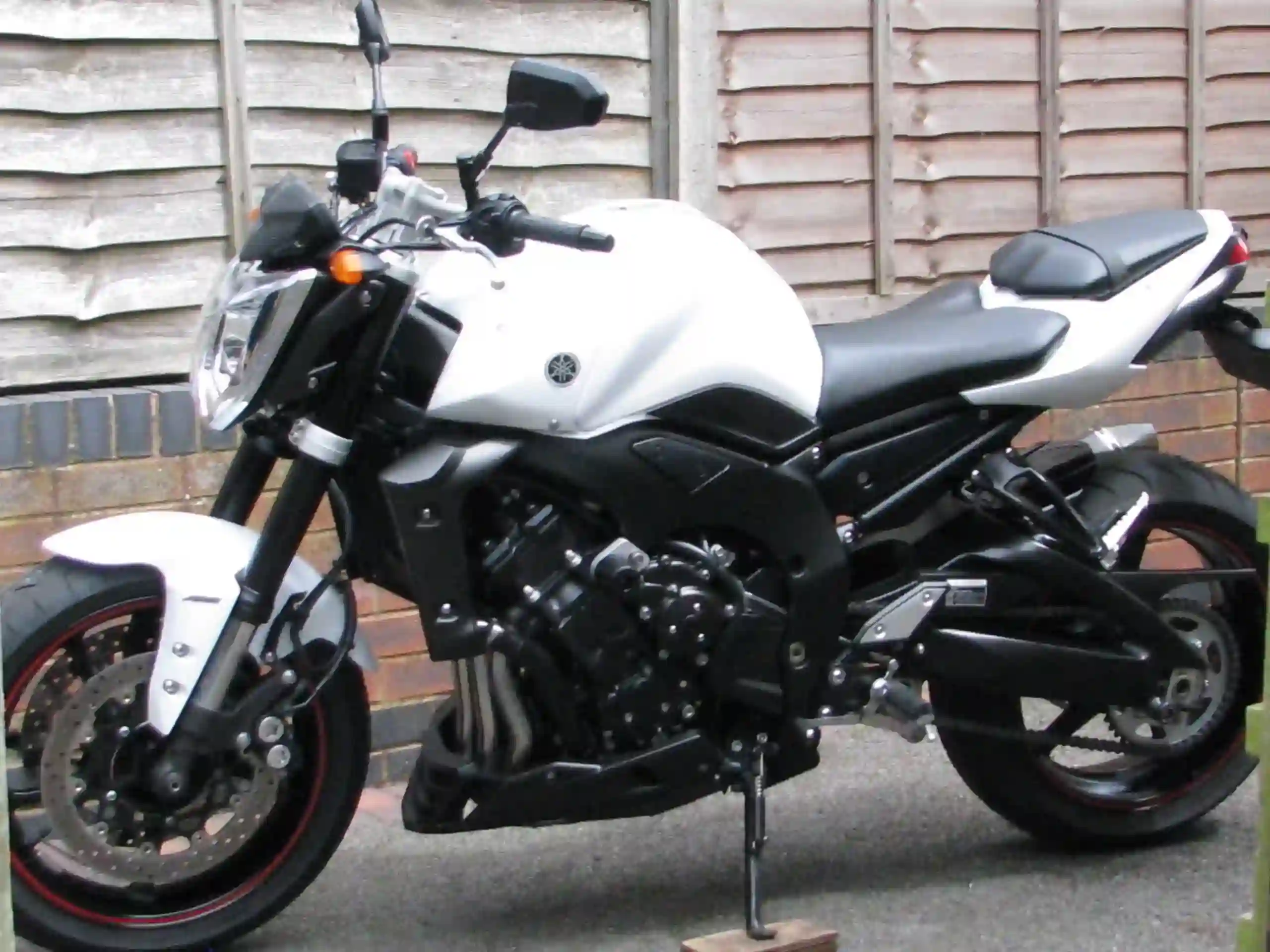 Yamaha FZ1 ABS 2010