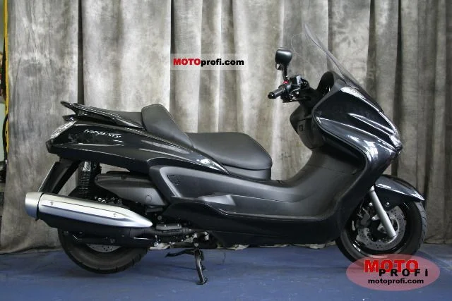 Yamaha Grand Majesty 400 2011
