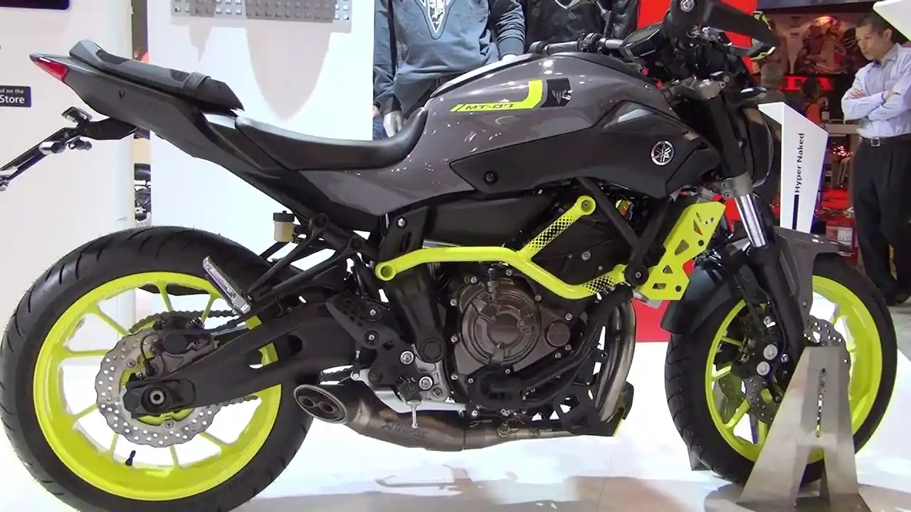 Home 5 Yamaha MT 07 Moto Cage 2017