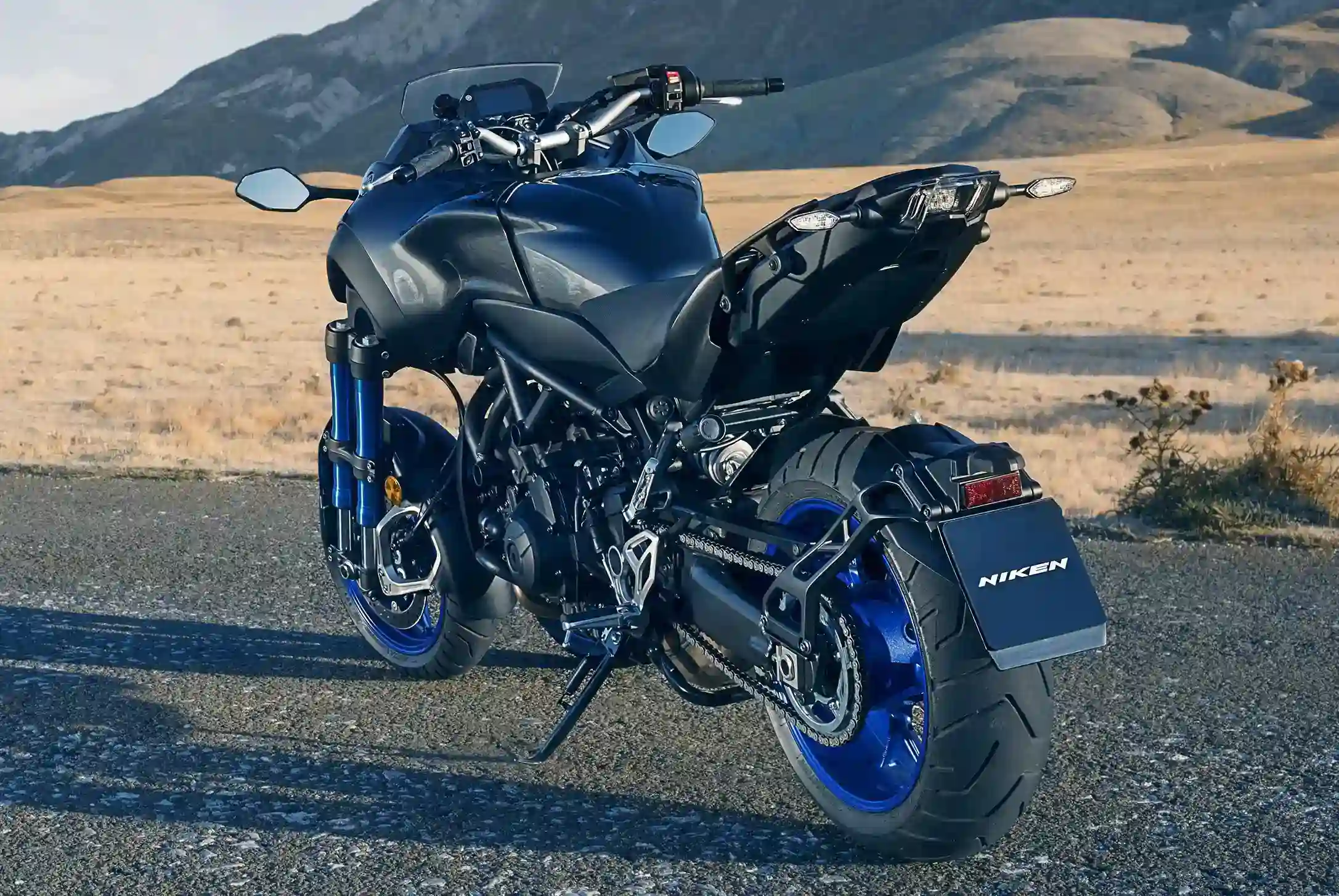 Yamaha Niken 2018