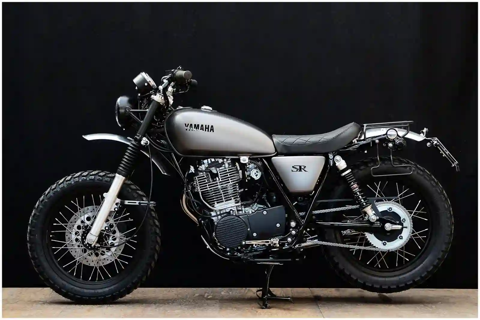 Yamaha SR400 Wrenchmonkees Gibbonslap 2014