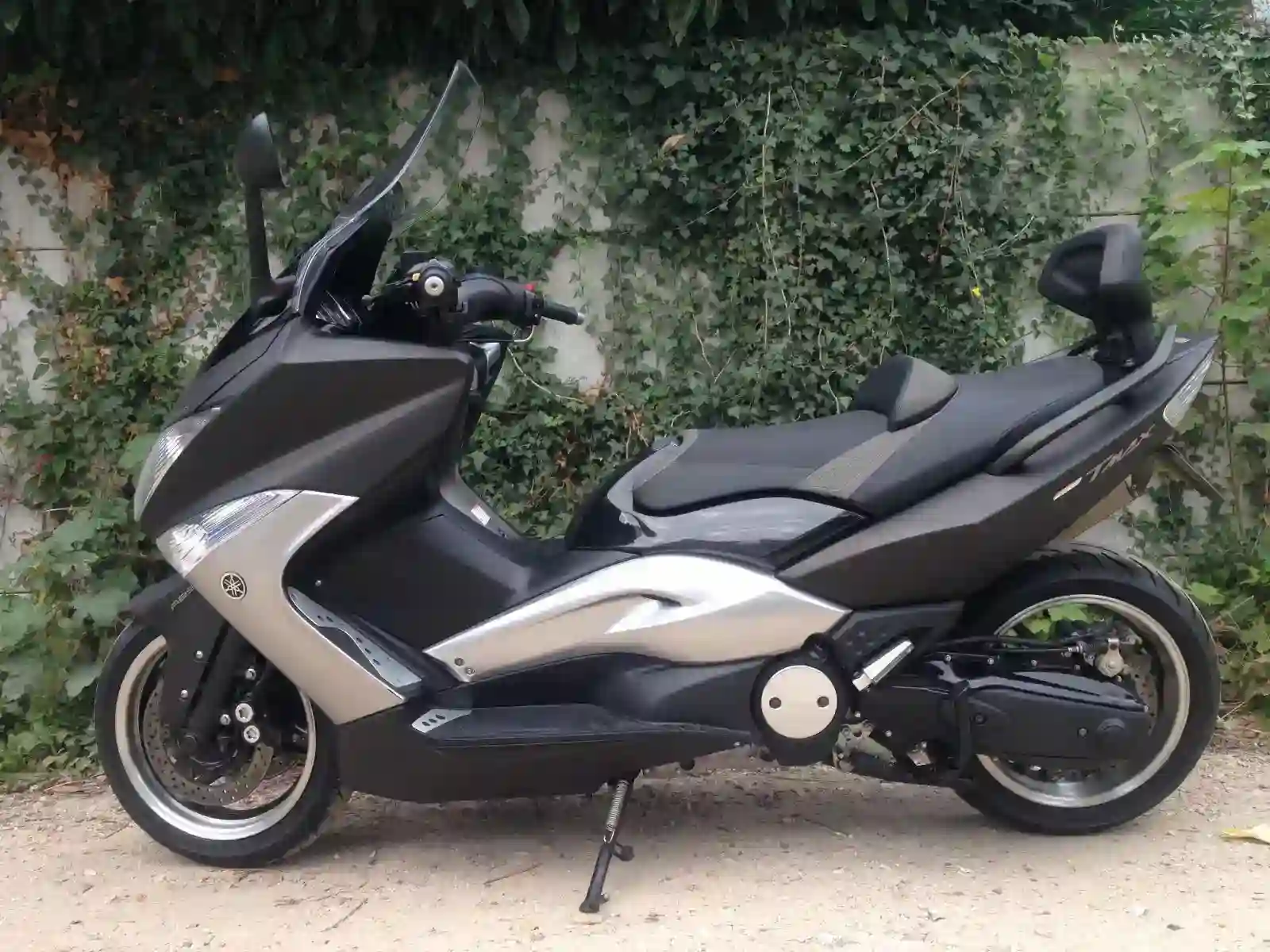 Yamaha TMAX Tech Max ABS 2011