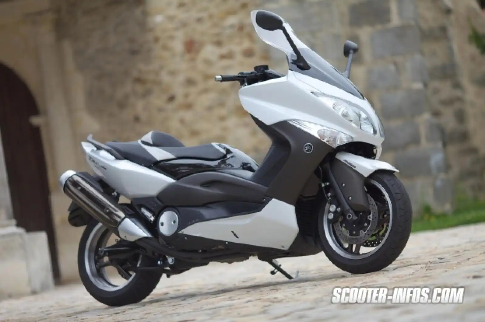 Yamaha TMAX White Max ABS 2010