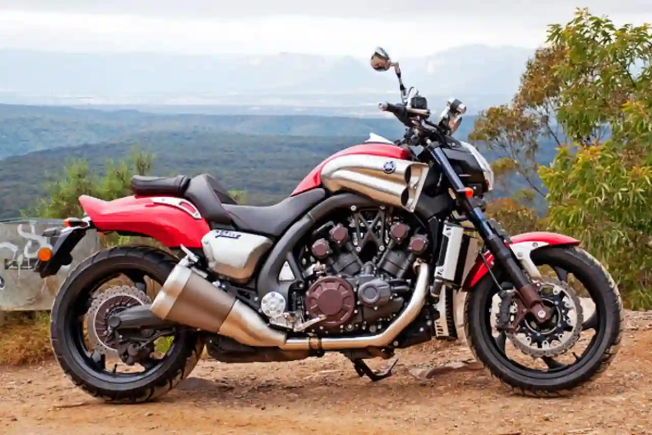 Yamaha VMAX 2010
