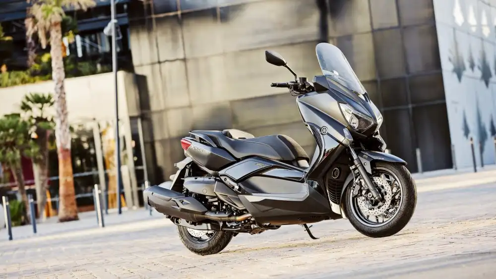 Home 3 Yamaha X MAX 400 2016