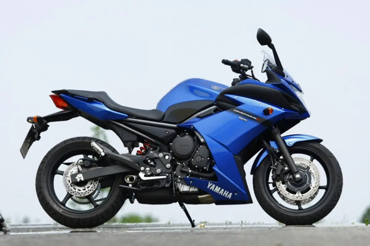 Yamaha XJ6 Diversion F ABS 2011