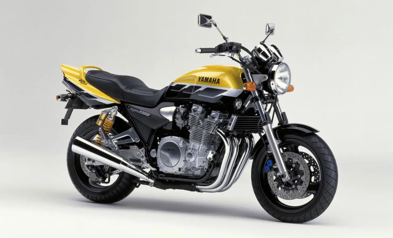 Yamaha XJR 1300 2001