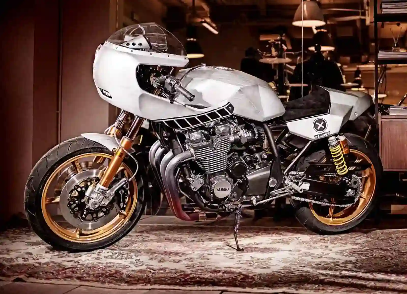 Yamaha XJR1300 Eau Rouge By Deus 2014