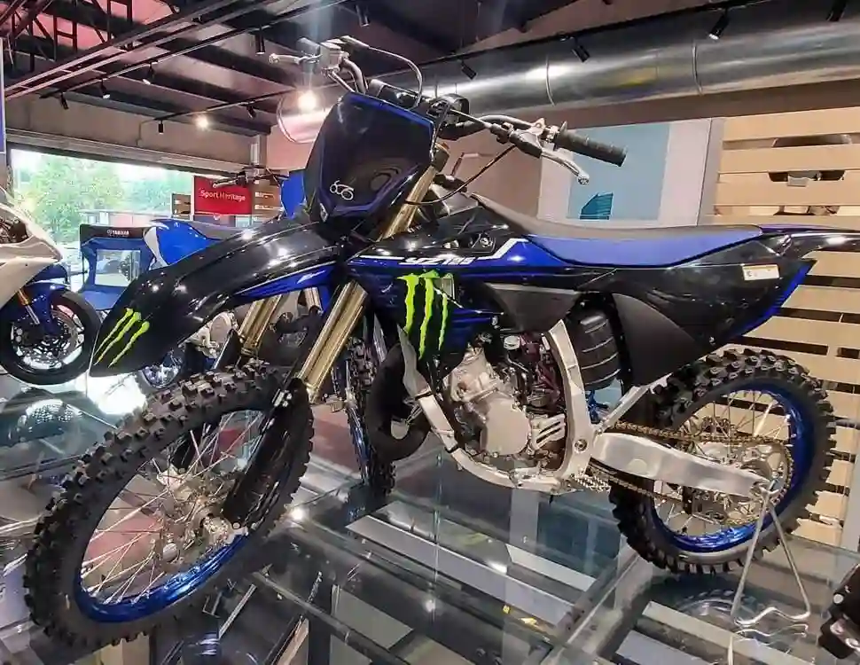 Yamaha YZ125 Monster Energy 2023