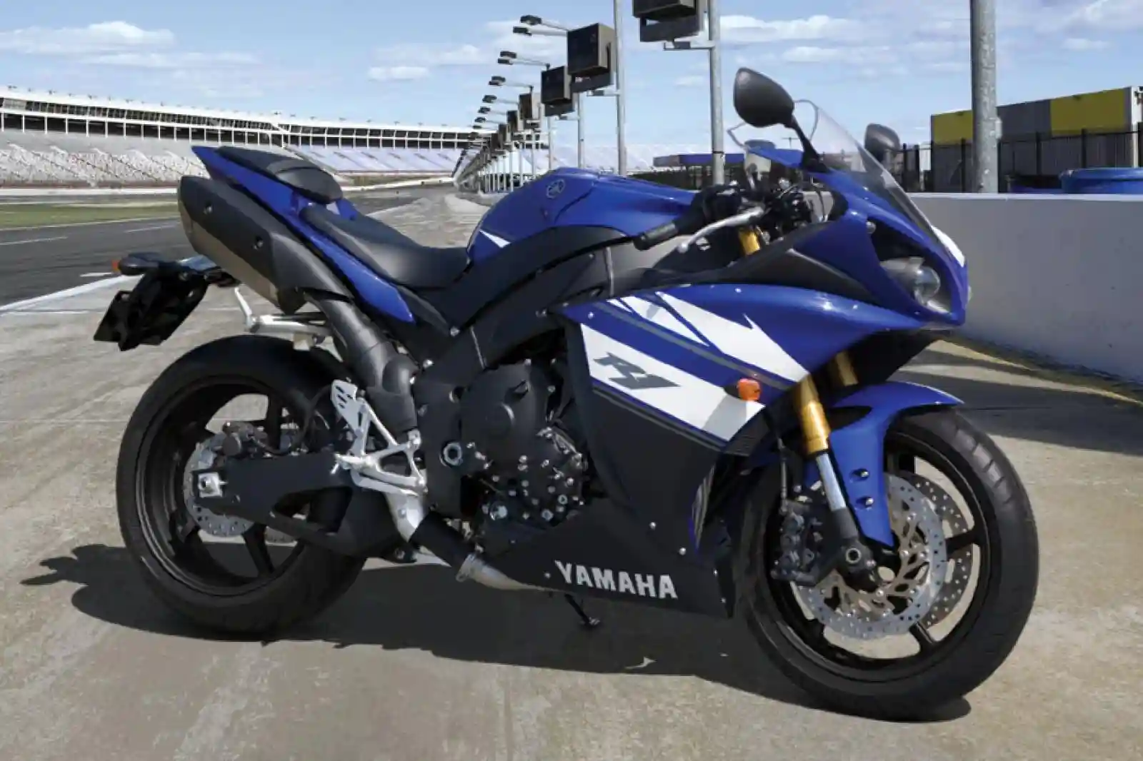 Yamaha YZF R1 2011