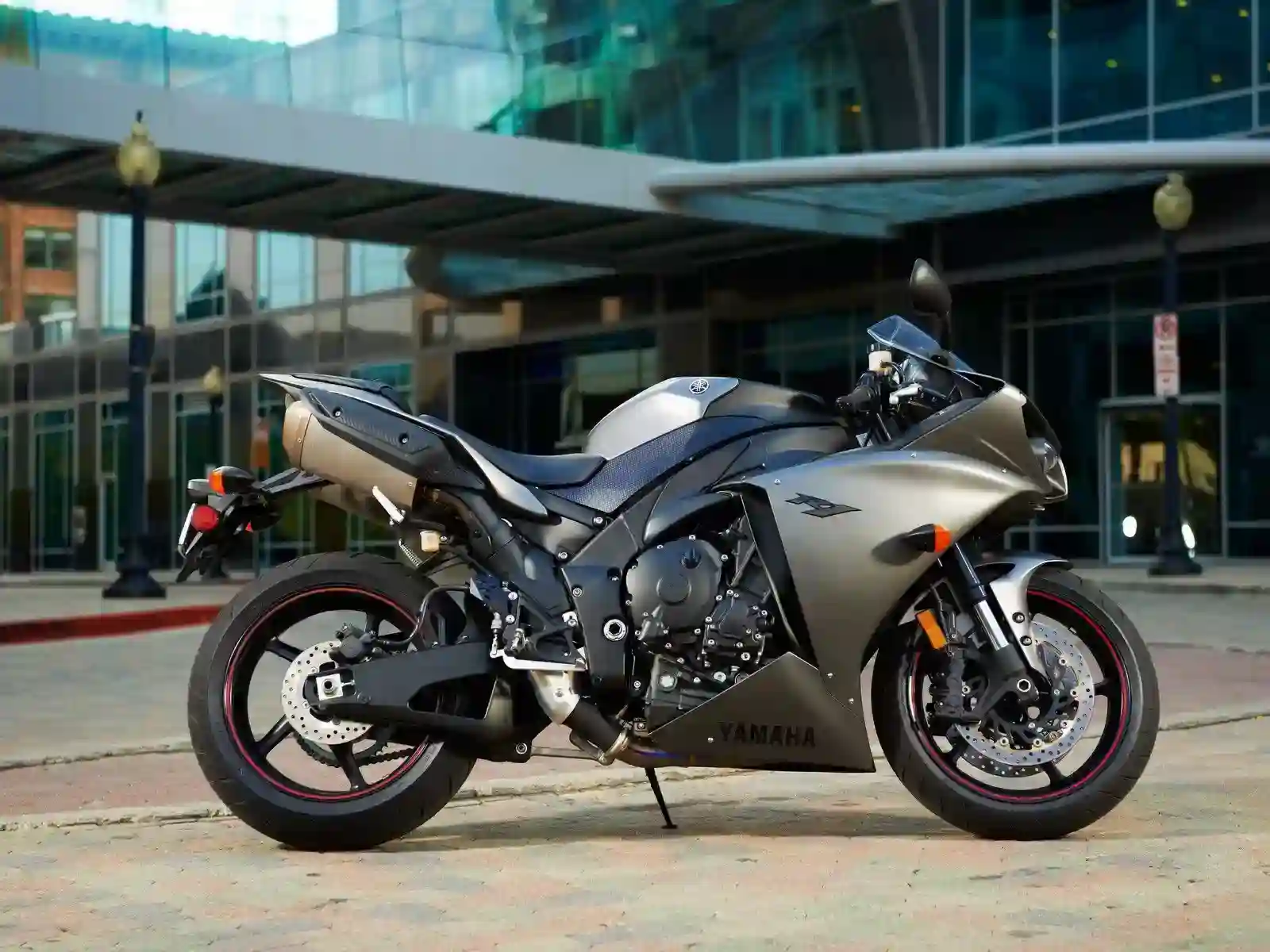 Yamaha YZF R1 2013