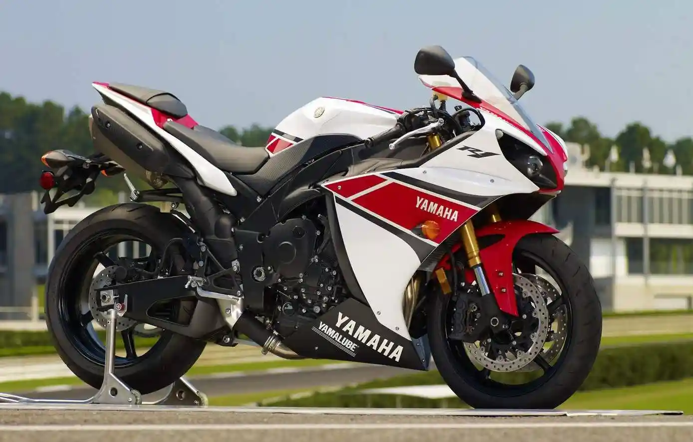 Yamaha YZF R1 WGP 50Th Anniversary 2012