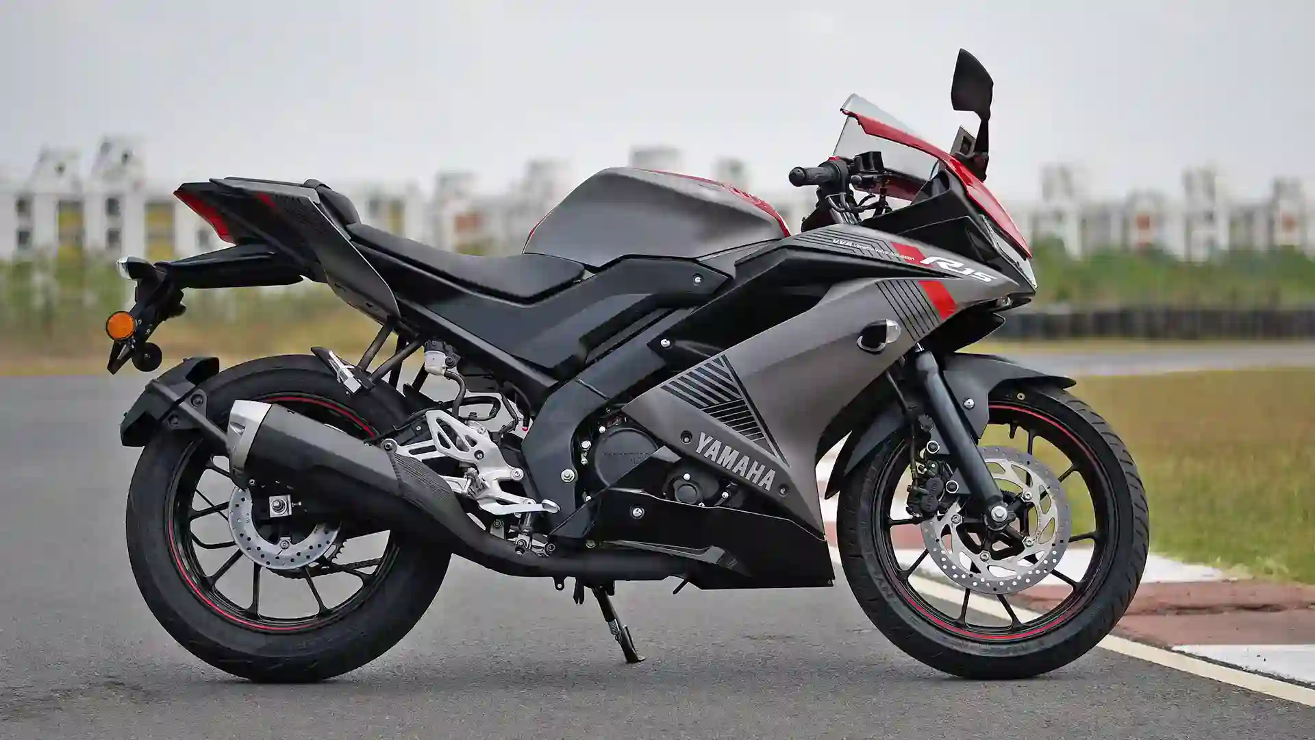 Yamaha YZF R15 2018