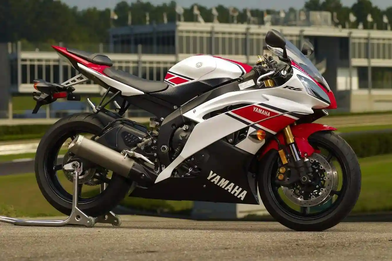 Yamaha YZF R6 WGP 50Th Anniversary 2012