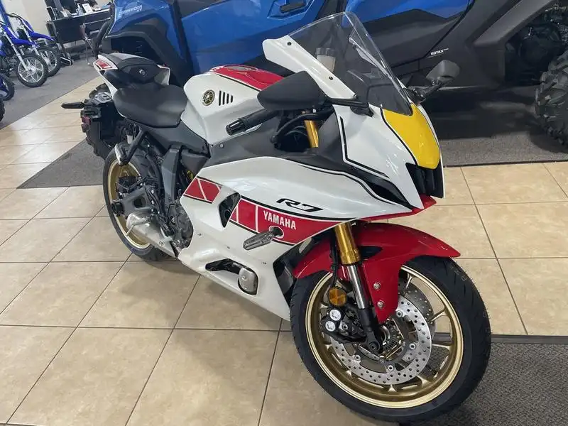Yamaha YZF R7 World GP 2022