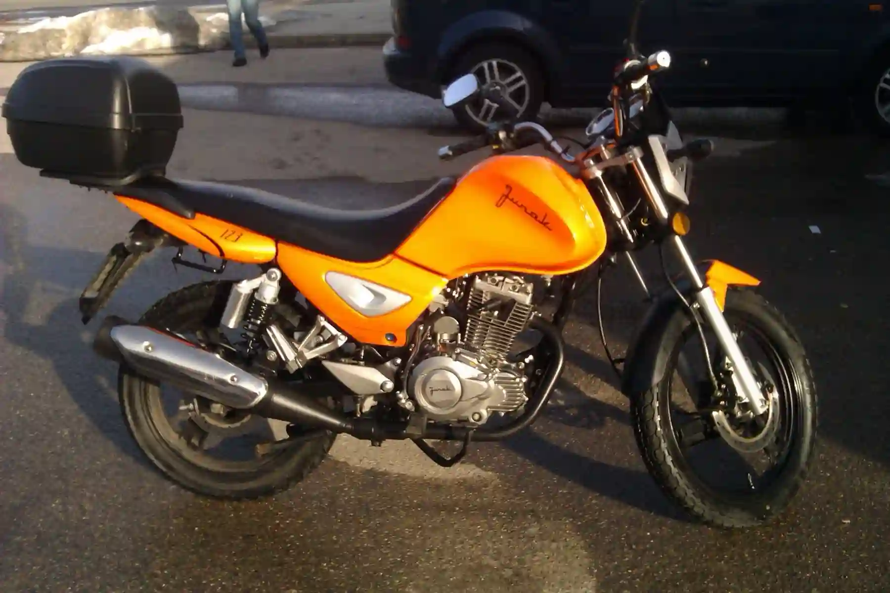 Zontes ZT125 5A Monster 2014